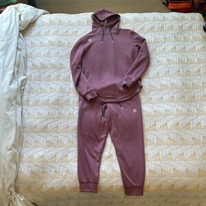 LEGENDS Hawthorne Tech Hoodie (M) and Tech Jogger (S) - Maroon